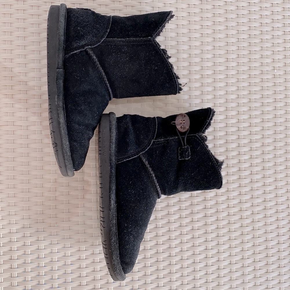 Bearpaw Girl very good condition winter boot